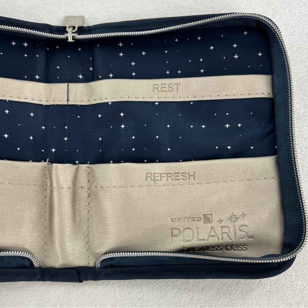 United Airlines Polaris Business Class Amenity Kit - Picture 6 of 10